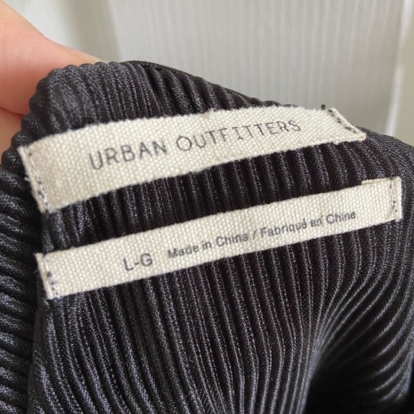 URBAN OUTFITTERS Pleated Satin Romper - Picture 4 of 4